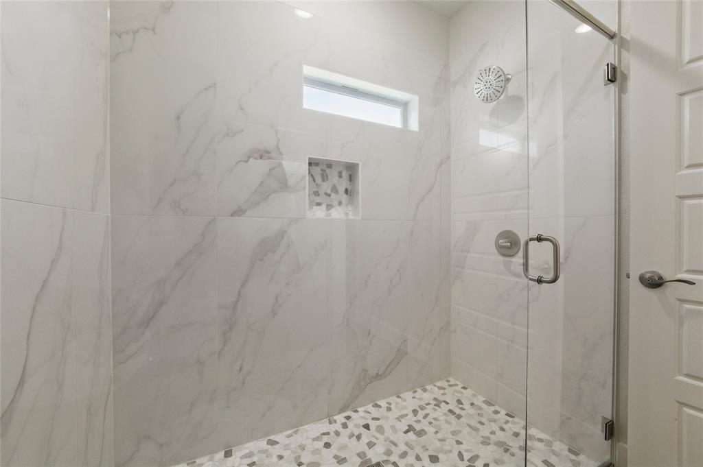 Weatherford, Texas, 76087, United States, 4 Bedrooms Bedrooms, ,3 BathroomsBathrooms,Residential,For Sale,1888737
