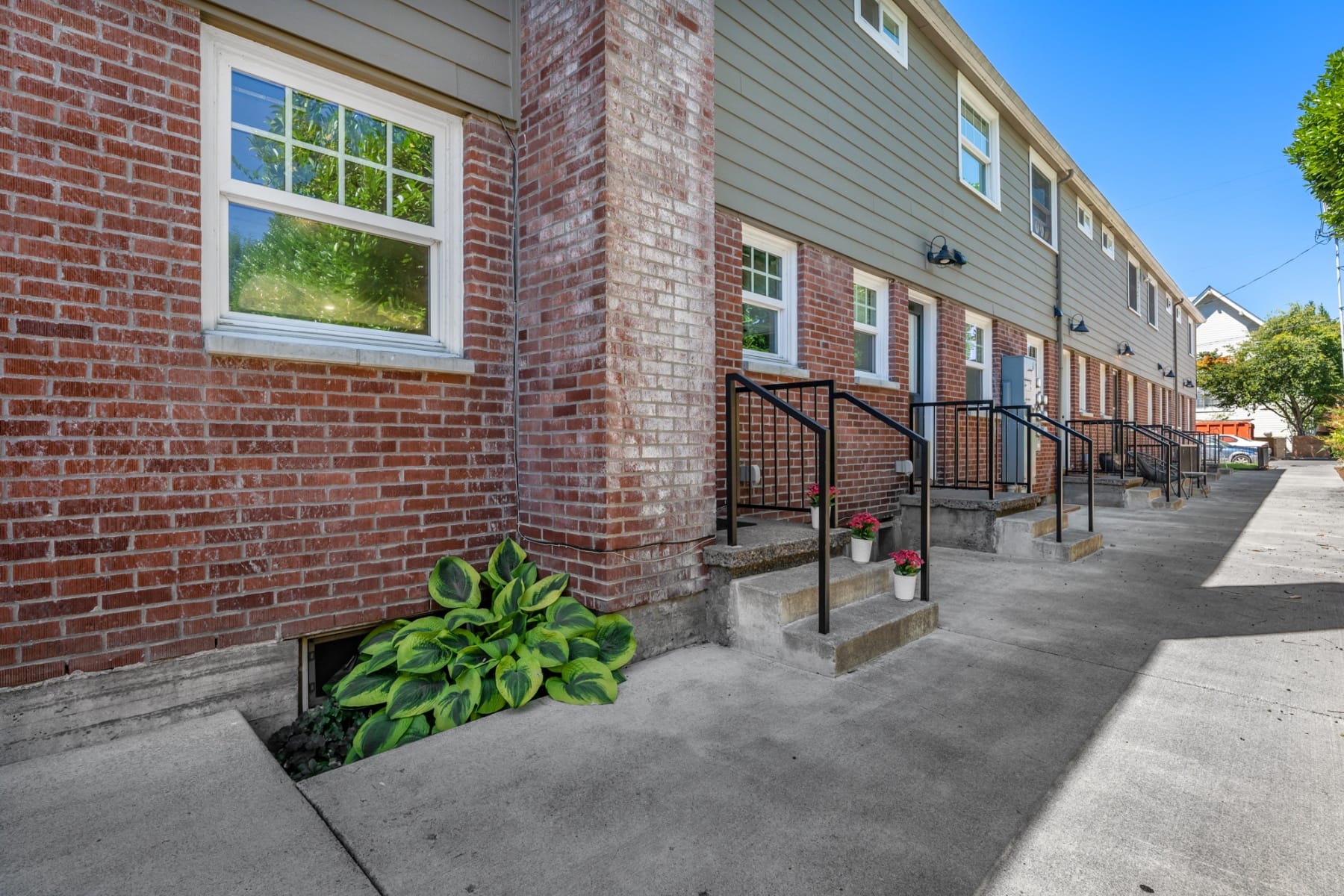  2555 NW SAVIER ST #9 Portland, OR 97210 - 物件實景