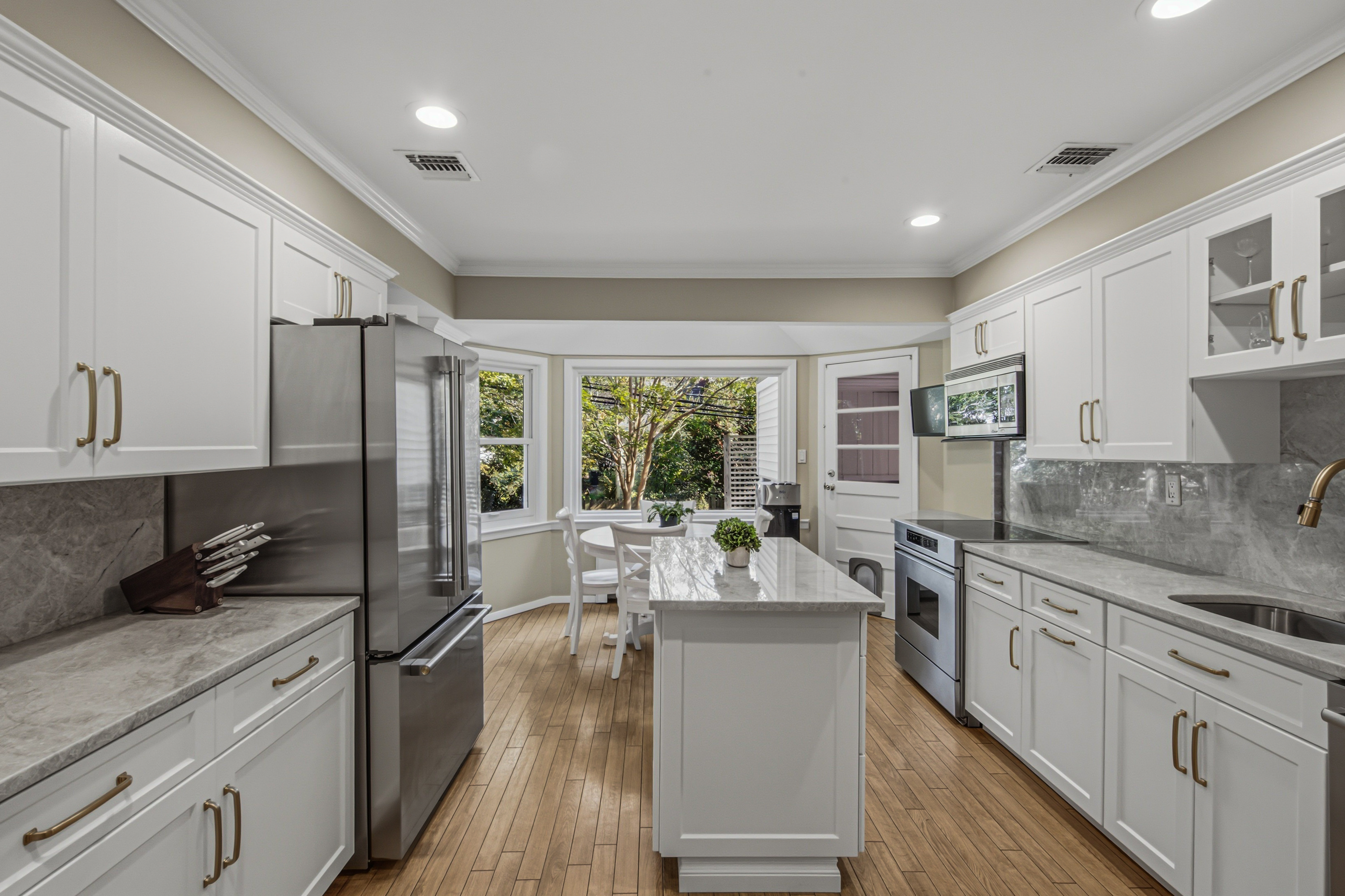  11 Tulip Lane, Port Washington, NY, 11050 - 物件實景