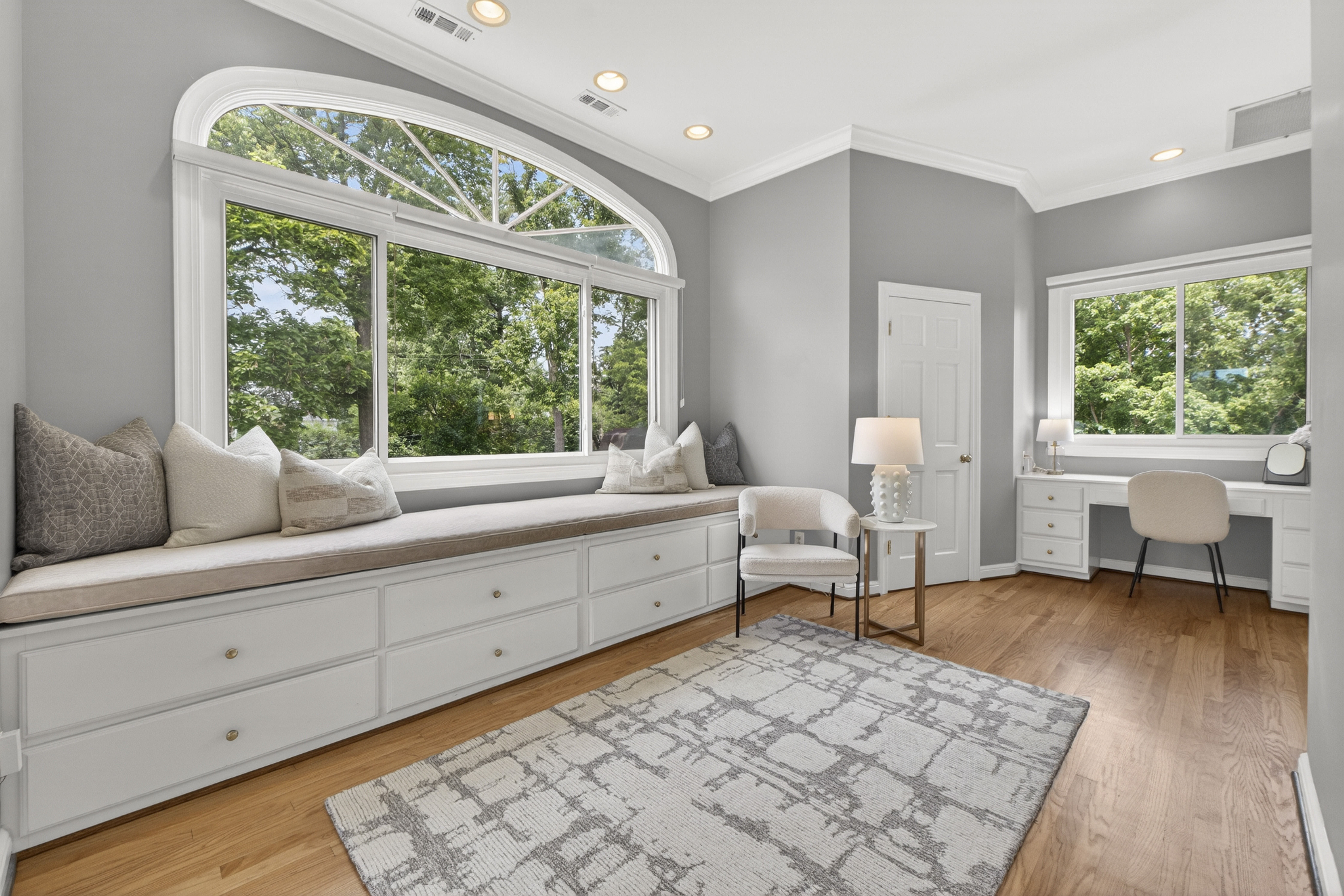  Timeless Mediterranean Revival Blends European Elegance & Hollywood Glamour - 物件實景