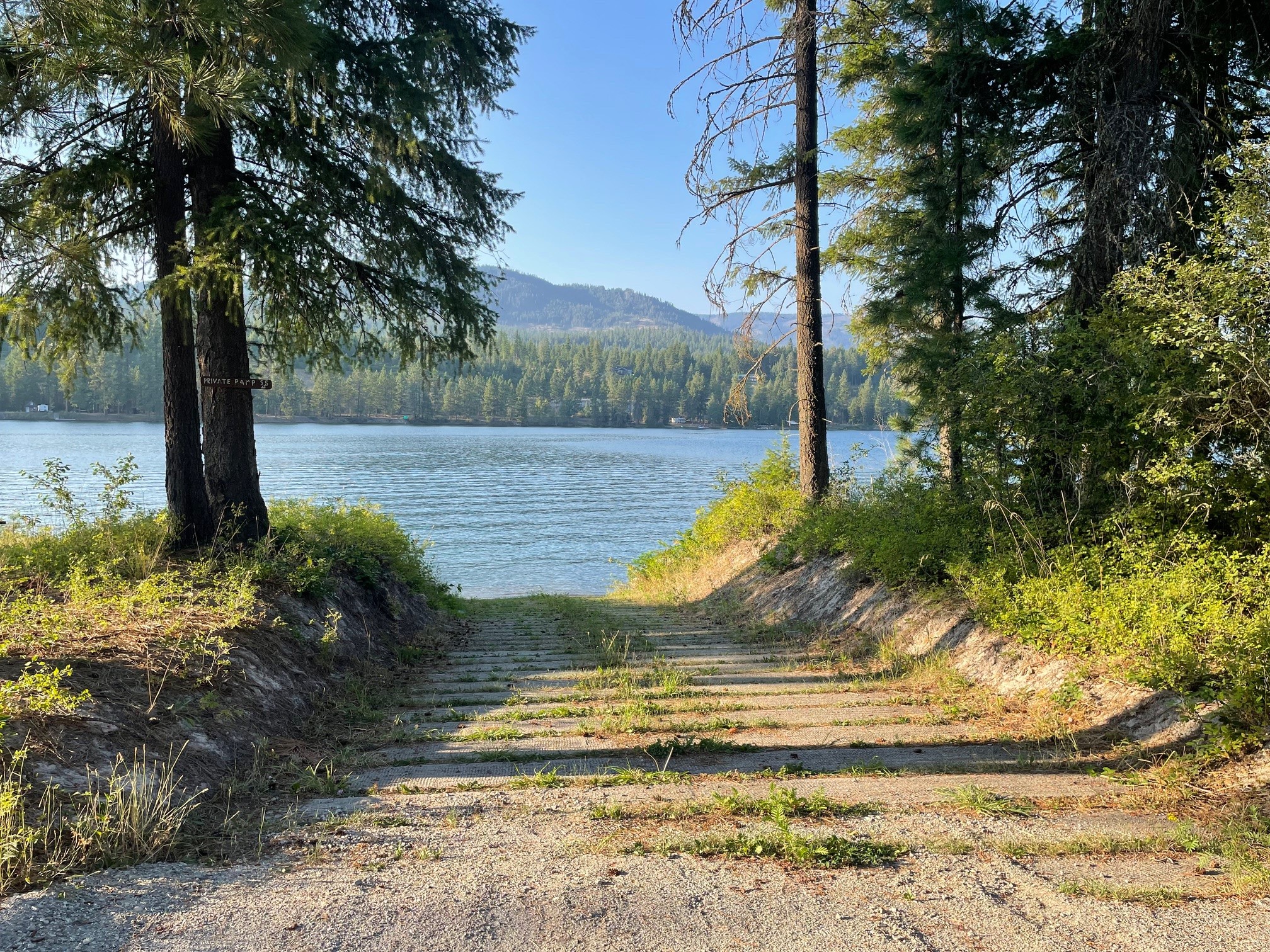 Sagle, Idaho, 83860, United States, 3 Bedrooms Bedrooms, ,2 BathroomsBathrooms,Residential,For Sale,1935178