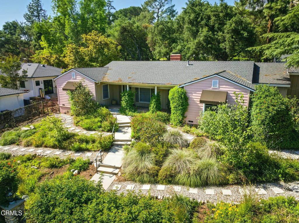Altadena, California, 91001, United States, 3 Bedrooms Bedrooms, ,3 BathroomsBathrooms,Residential,For Sale,1903574
