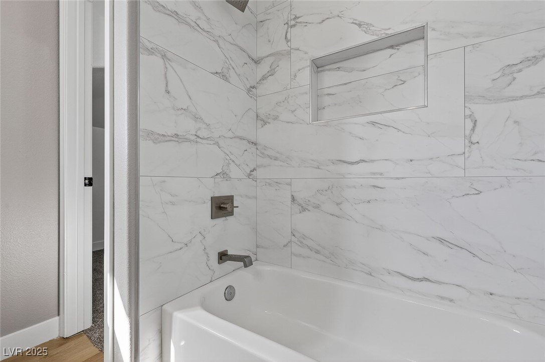 Las Vegas, Nevada, 89117, United States, 4 Bedrooms Bedrooms, ,3 BathroomsBathrooms,Residential,For Sale,1978159