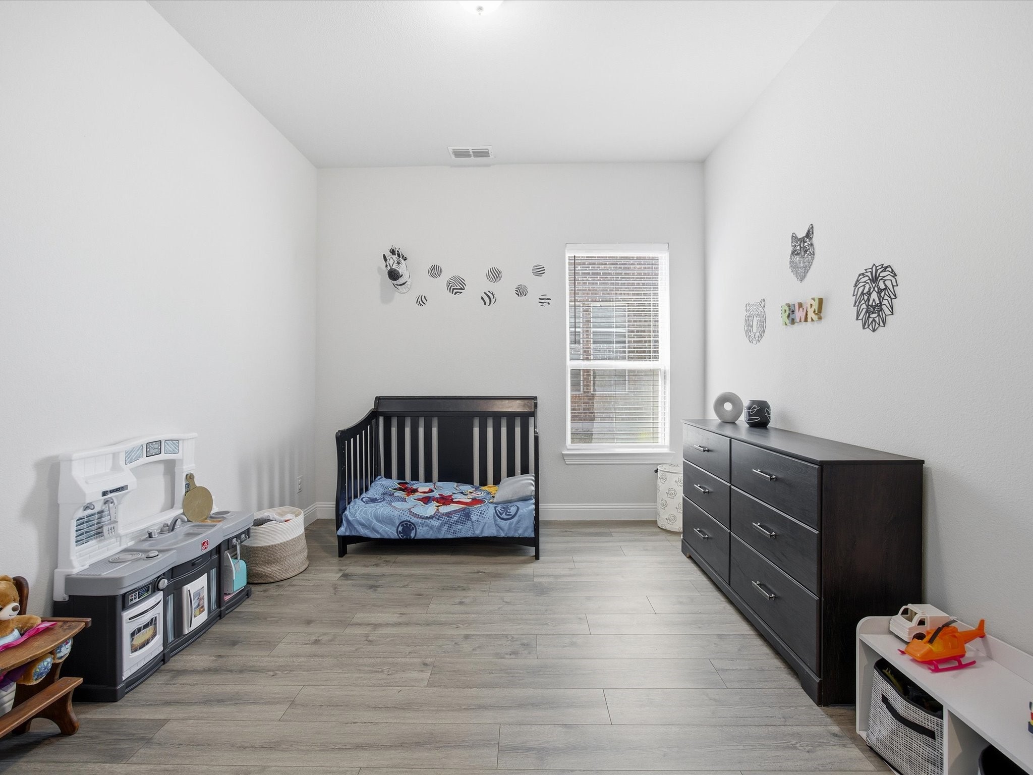 Celina, Texas, 75009, United States, 4 Bedrooms Bedrooms, ,3 BathroomsBathrooms,Residential,For Sale,1988975