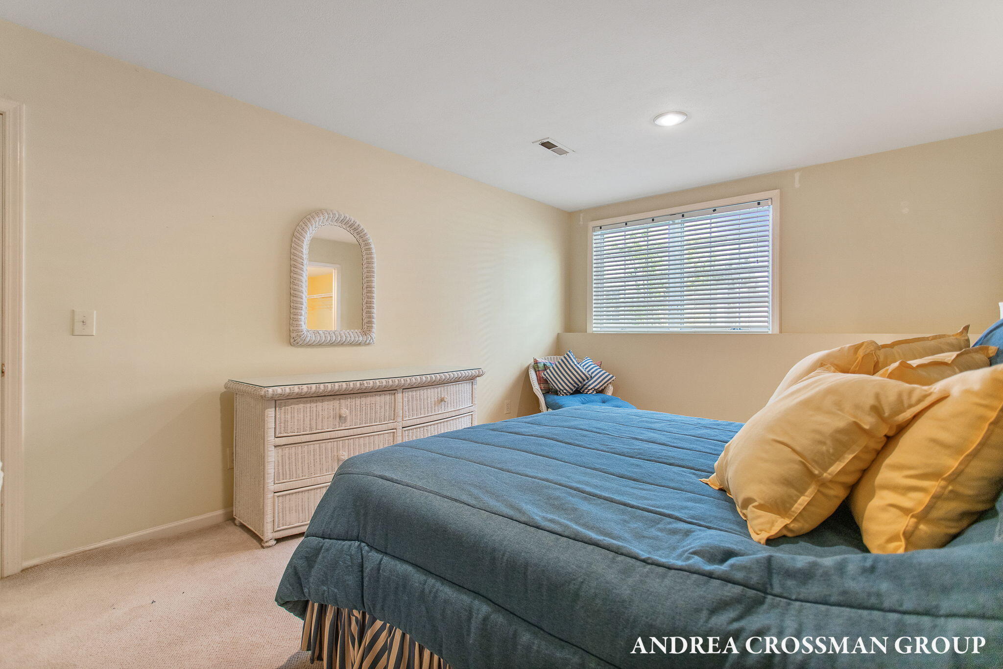 St. Joseph, Michigan, 49085, United States, 4 Bedrooms Bedrooms, ,4 BathroomsBathrooms,Residential,For Sale,1960959