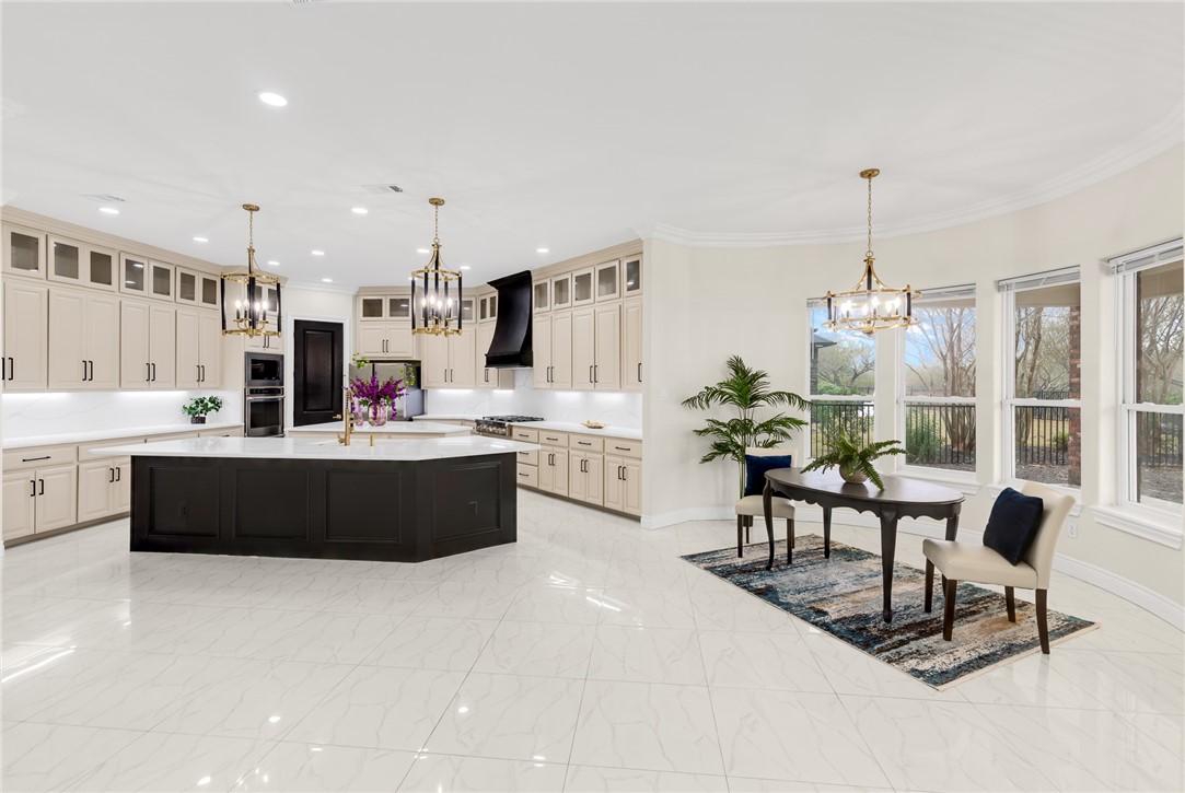 Corpus Christi, Texas, 78414, United States, 5 Bedrooms Bedrooms, ,5 BathroomsBathrooms,Residential,For Sale,1934691