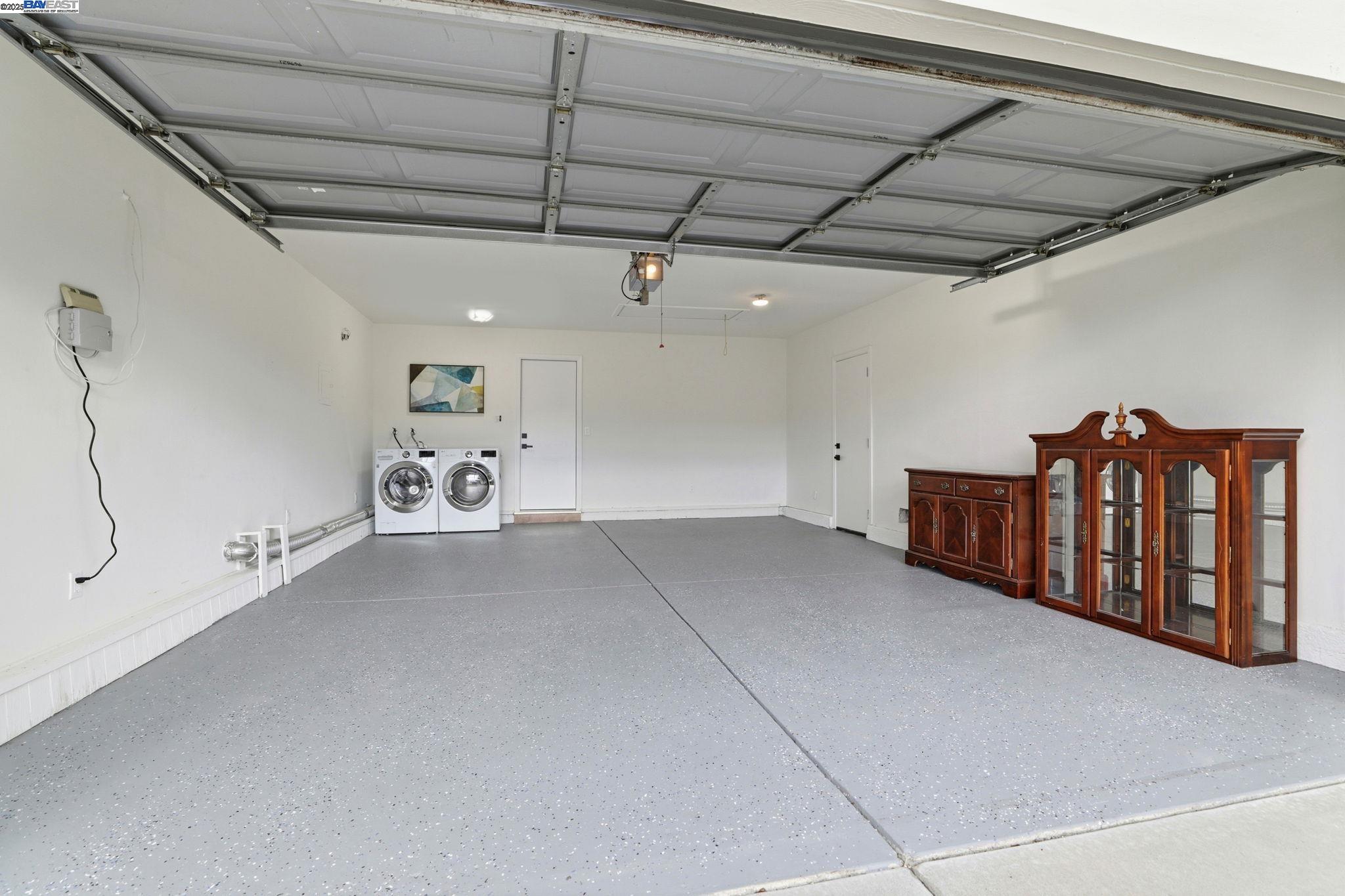 Fremont, California, 94539, United States, 3 Bedrooms Bedrooms, ,2 BathroomsBathrooms,Residential,For Sale,1995830