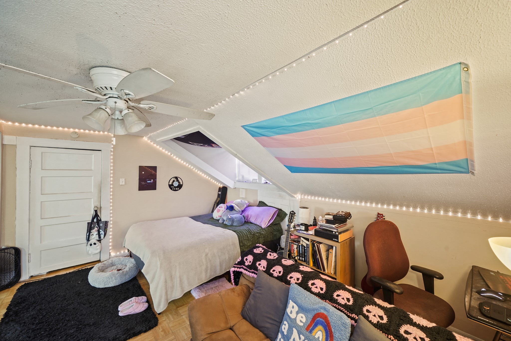 Houston, Texas, 77008, United States, 2 Bedrooms Bedrooms, ,1 BathroomBathrooms,Residential,For Sale,1868340