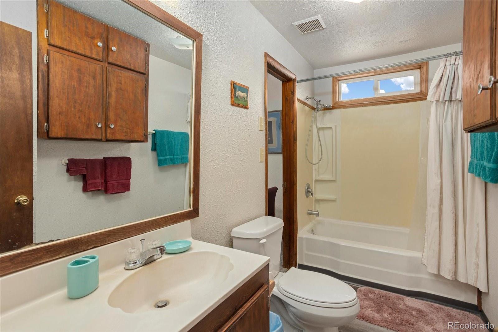 Mosca, Colorado, 81146, United States, 2 Bedrooms Bedrooms, ,1 BathroomBathrooms,Residential,For Sale,2044328