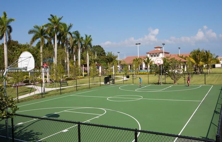 Homestead, Florida, 33032, United States, 5 Bedrooms Bedrooms, ,4 BathroomsBathrooms,Residential,For Sale,1896086