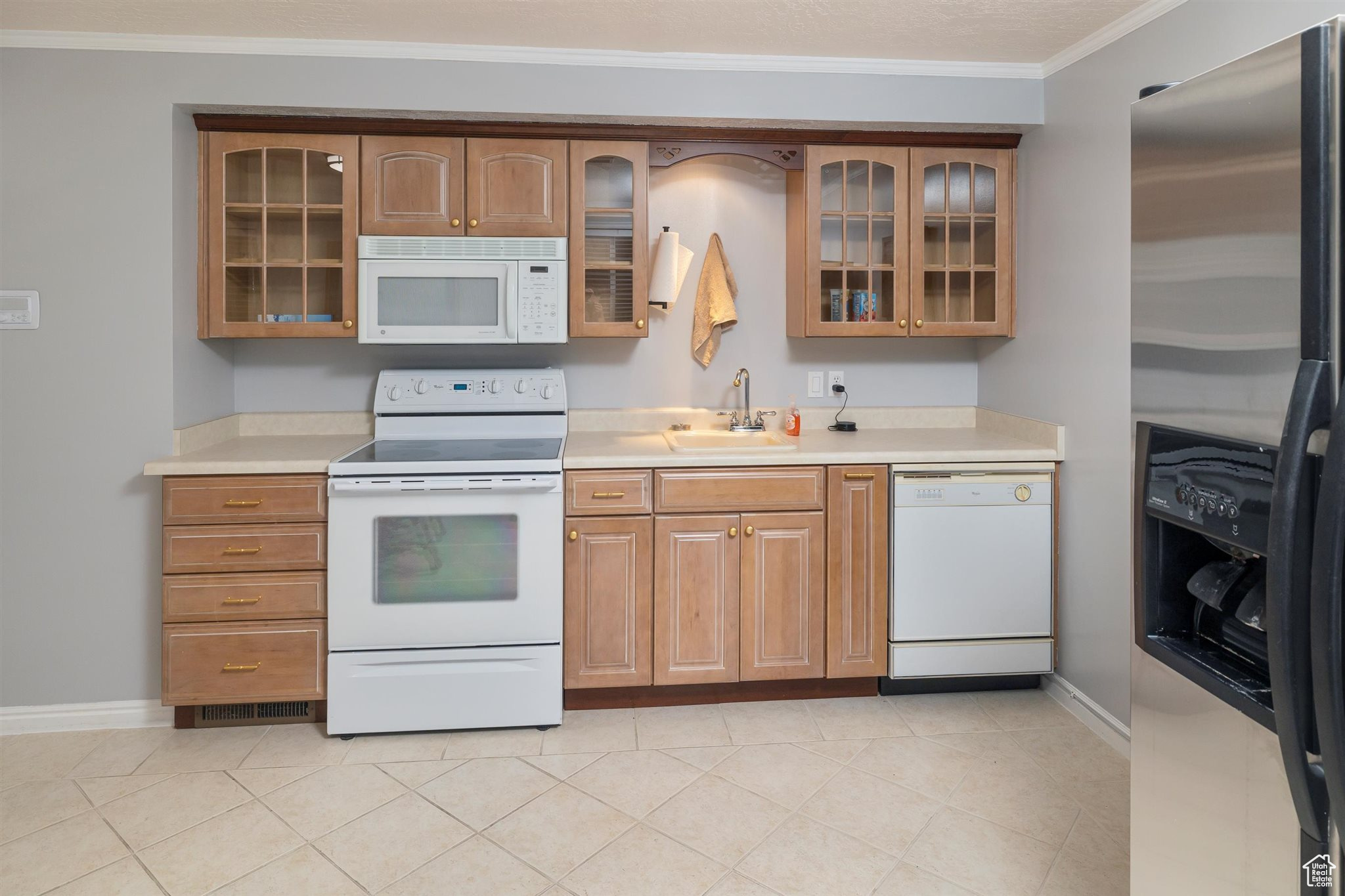 Bountiful, Utah, 84010, United States, 5 Bedrooms Bedrooms, ,4 BathroomsBathrooms,Residential,For Sale,1926219