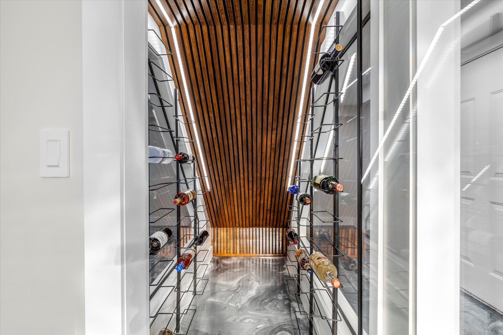 Clifton, New Jersey, 07014, United States, 4 Bedrooms Bedrooms, ,2 BathroomsBathrooms,Residential,For Sale,2005984