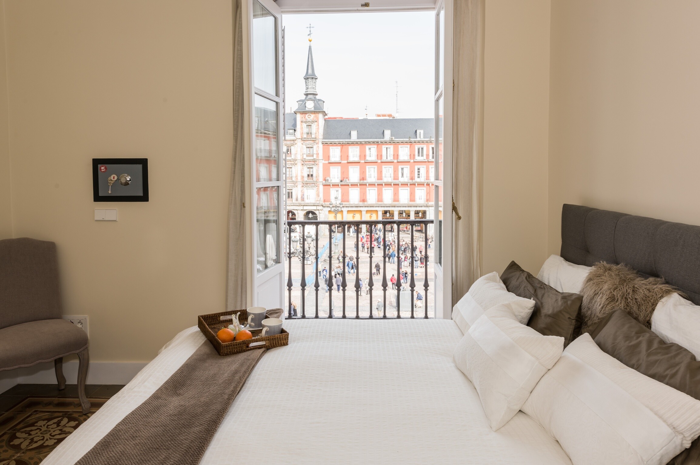  Exclusive home with direct views of Plaza Mayor in Madrid - 物件實景