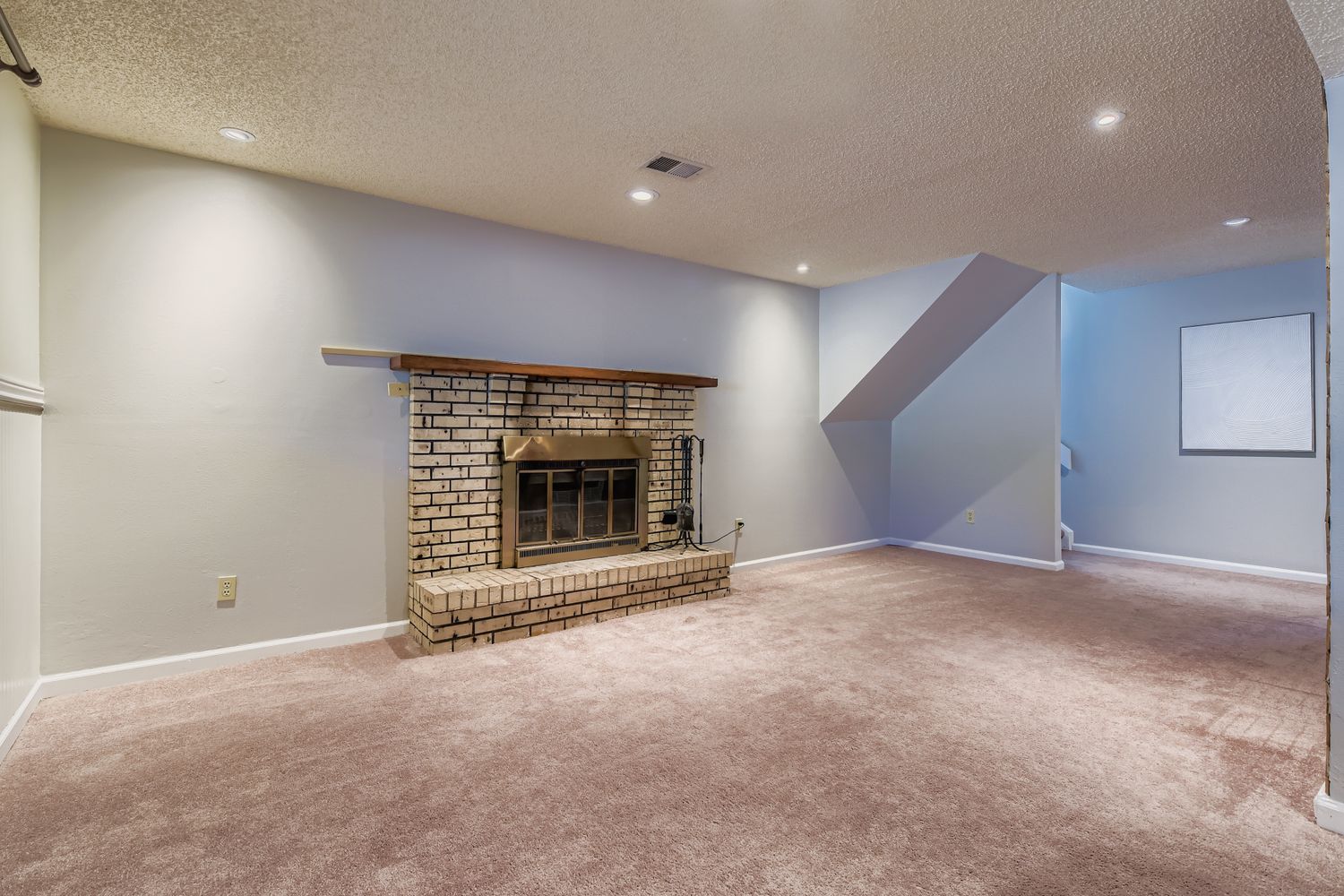 Littleton, Colorado, 80128, United States, 3 Bedrooms Bedrooms, ,Residential,For Sale,1937814
