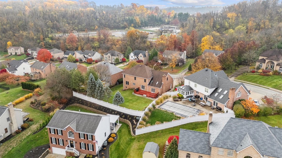 Robinson Twp, Pennsylvania, 15136, United States, 4 Bedrooms Bedrooms, ,4 BathroomsBathrooms,Residential,For Sale,1992157