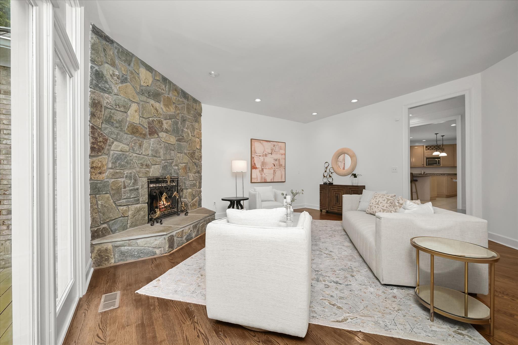  9848 Avenel Farm Drive, Potomac, MD, 20854 - 物件實景