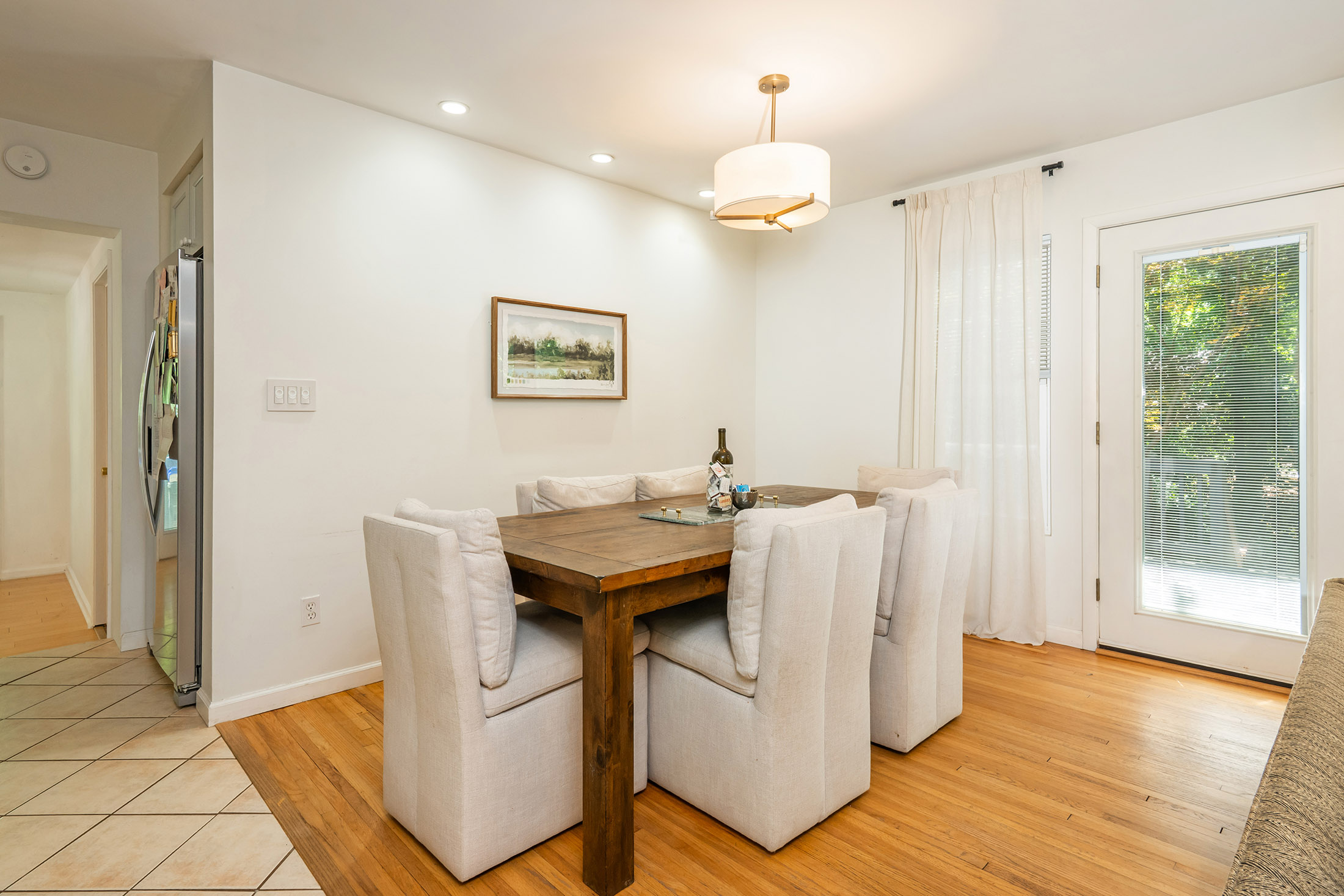  Classic Brick Ranch in Sought-After Wakefield Forest - 物件實景