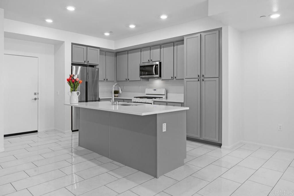 Chula Vista, California, 91915, United States, 4 Bedrooms Bedrooms, ,4 BathroomsBathrooms,Residential,For Sale,1927490