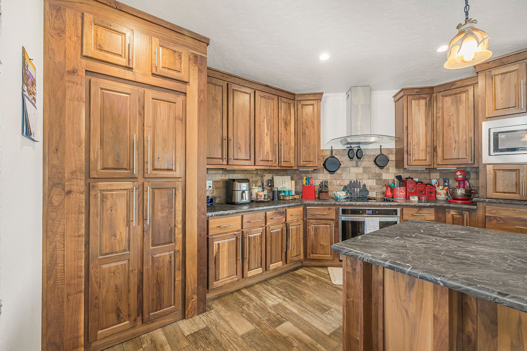  Summit Way - 物件實景