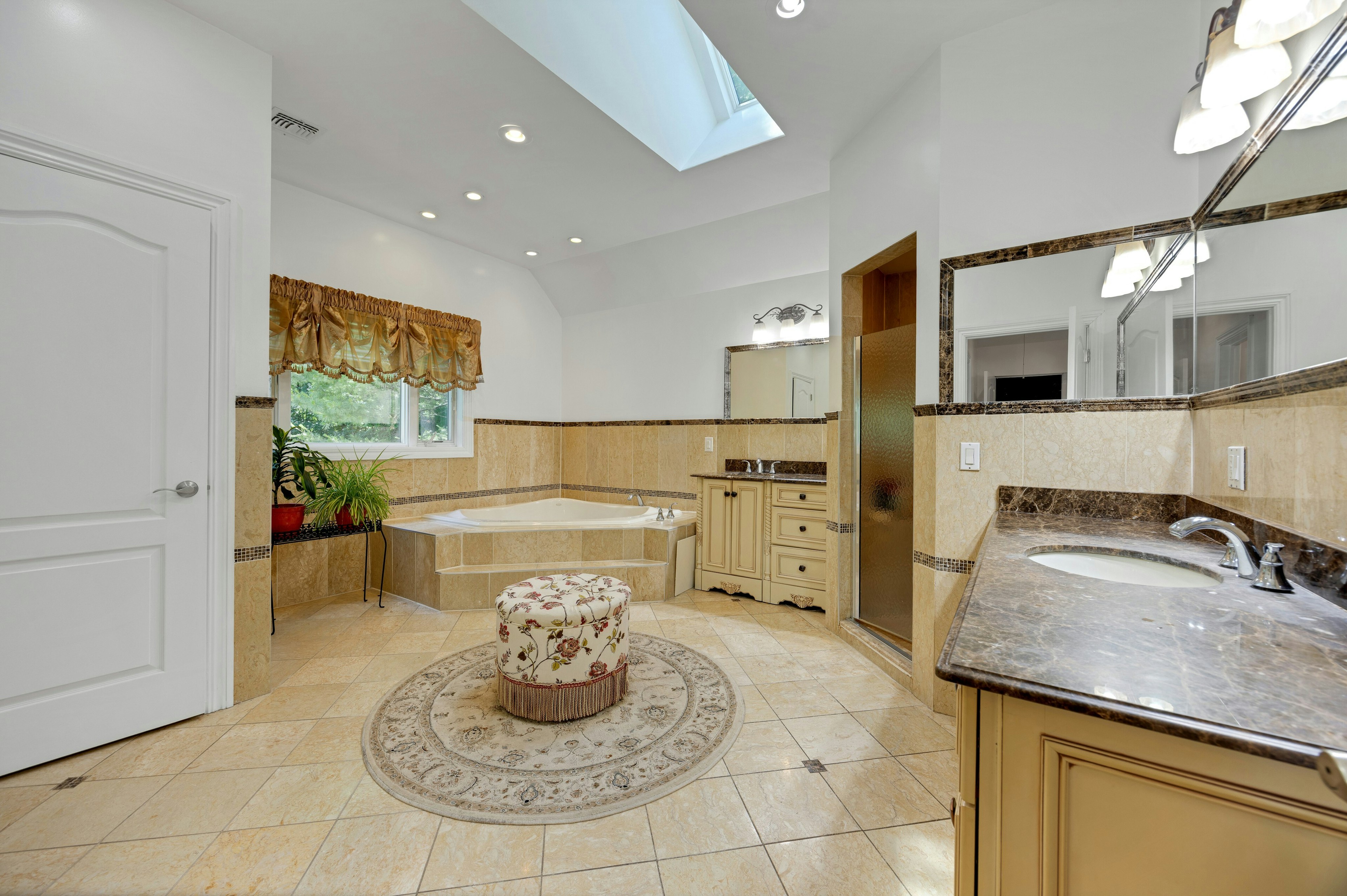  252 Mabel Place, Franklin Lakes, NJ 07417 - 物件實景