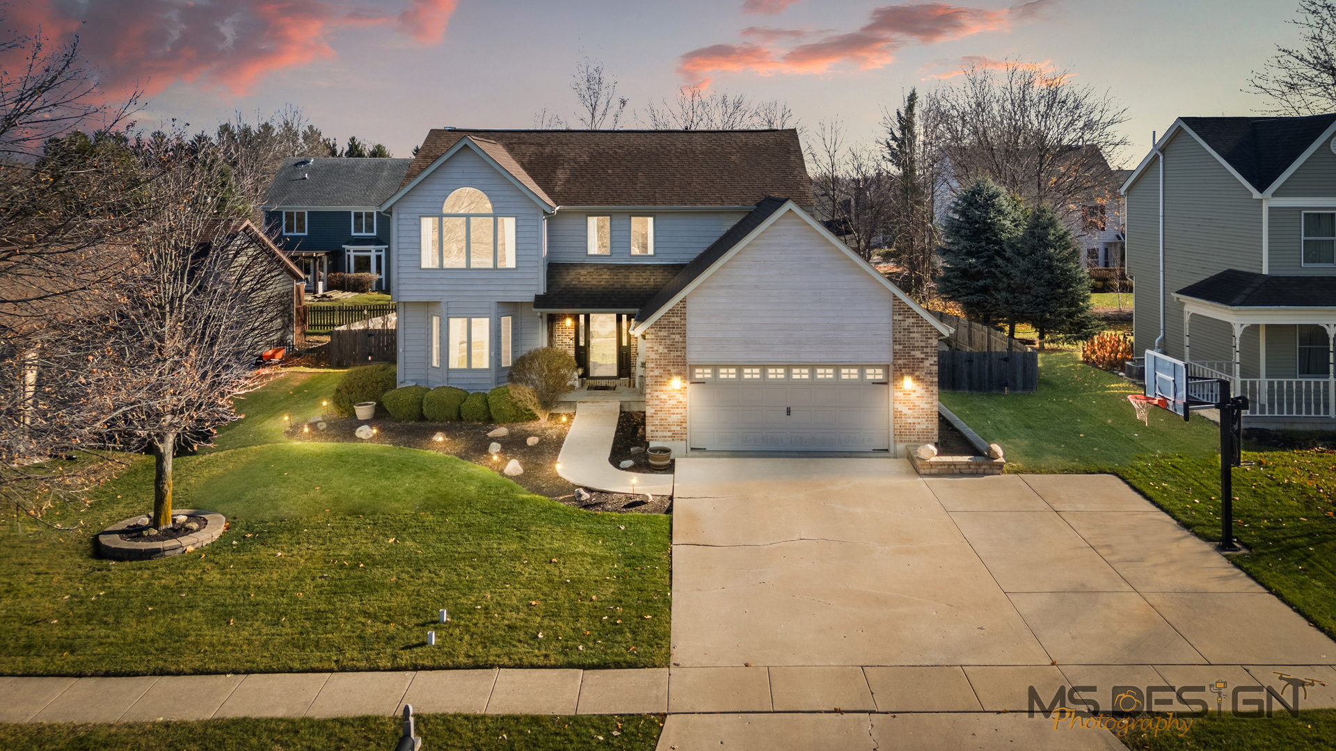 Sycamore, Illinois, 60178, United States, 4 Bedrooms Bedrooms, ,4 BathroomsBathrooms,Residential,For Sale,1999844