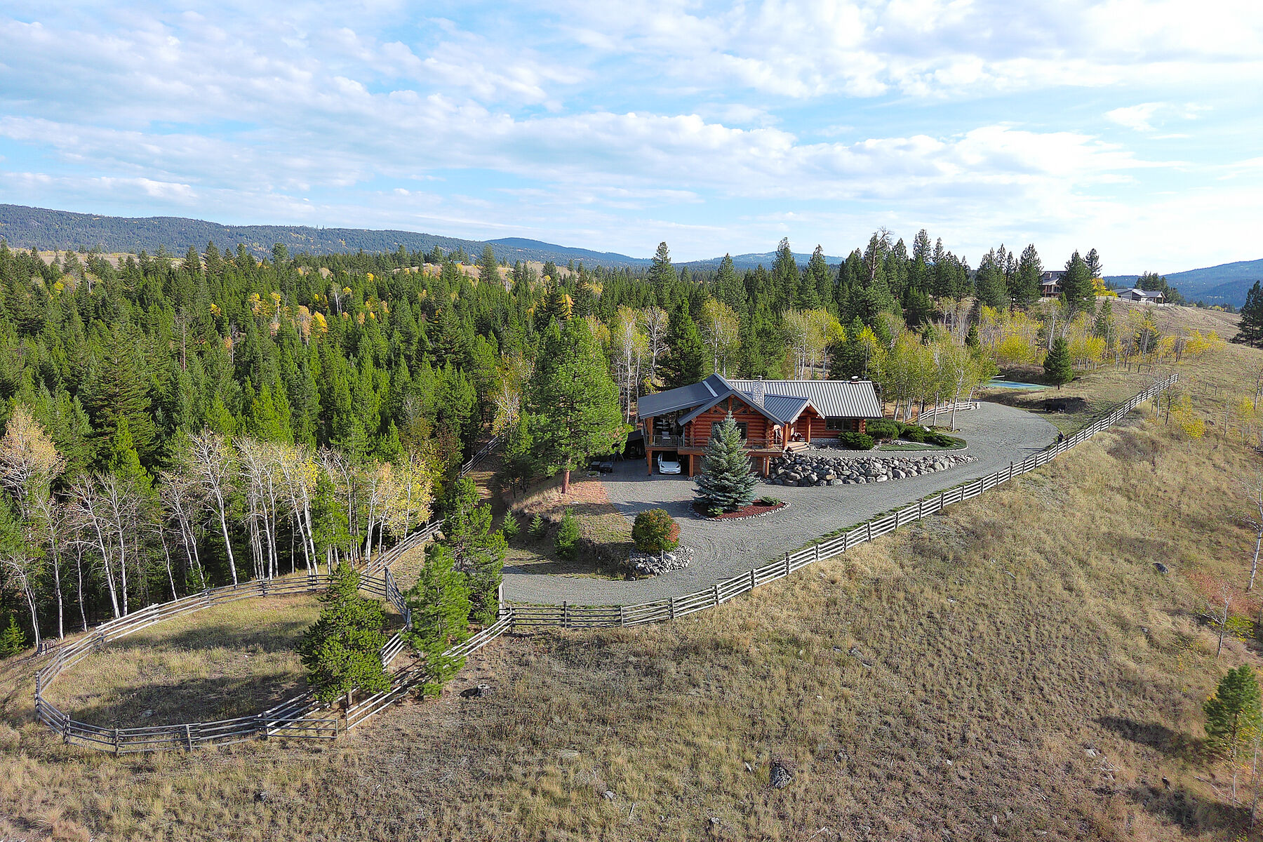  Custom Log Home - 物件實景