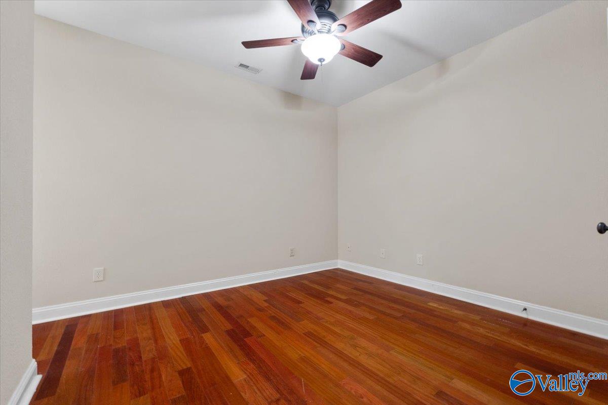Hazel Green, Alabama, 35750, United States, 5 Bedrooms Bedrooms, ,4 BathroomsBathrooms,Residential,For Sale,1846923