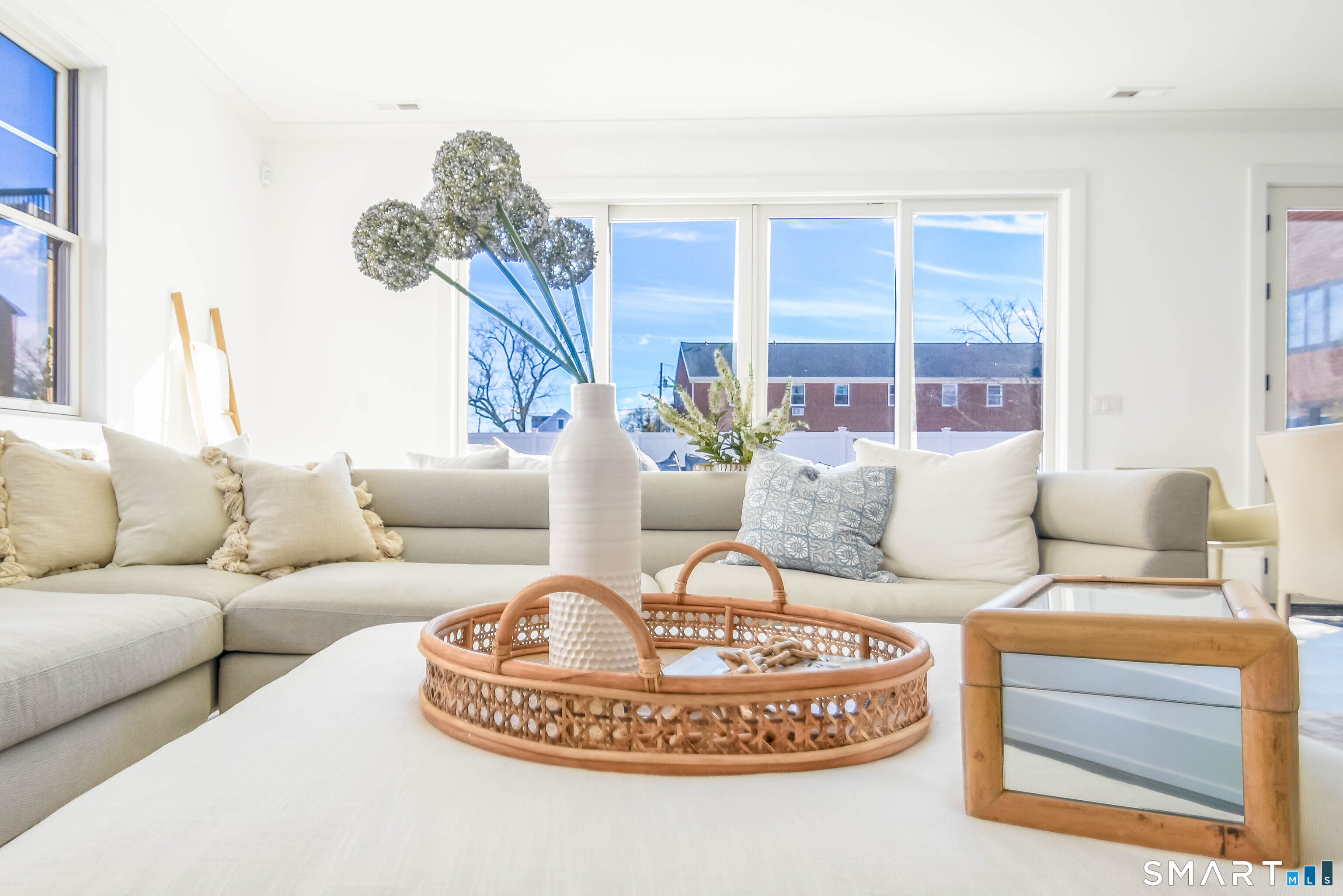 Fairfield, Connecticut, 06824, United States, 4 Bedrooms Bedrooms, ,6 BathroomsBathrooms,Residential,For Sale,1994356