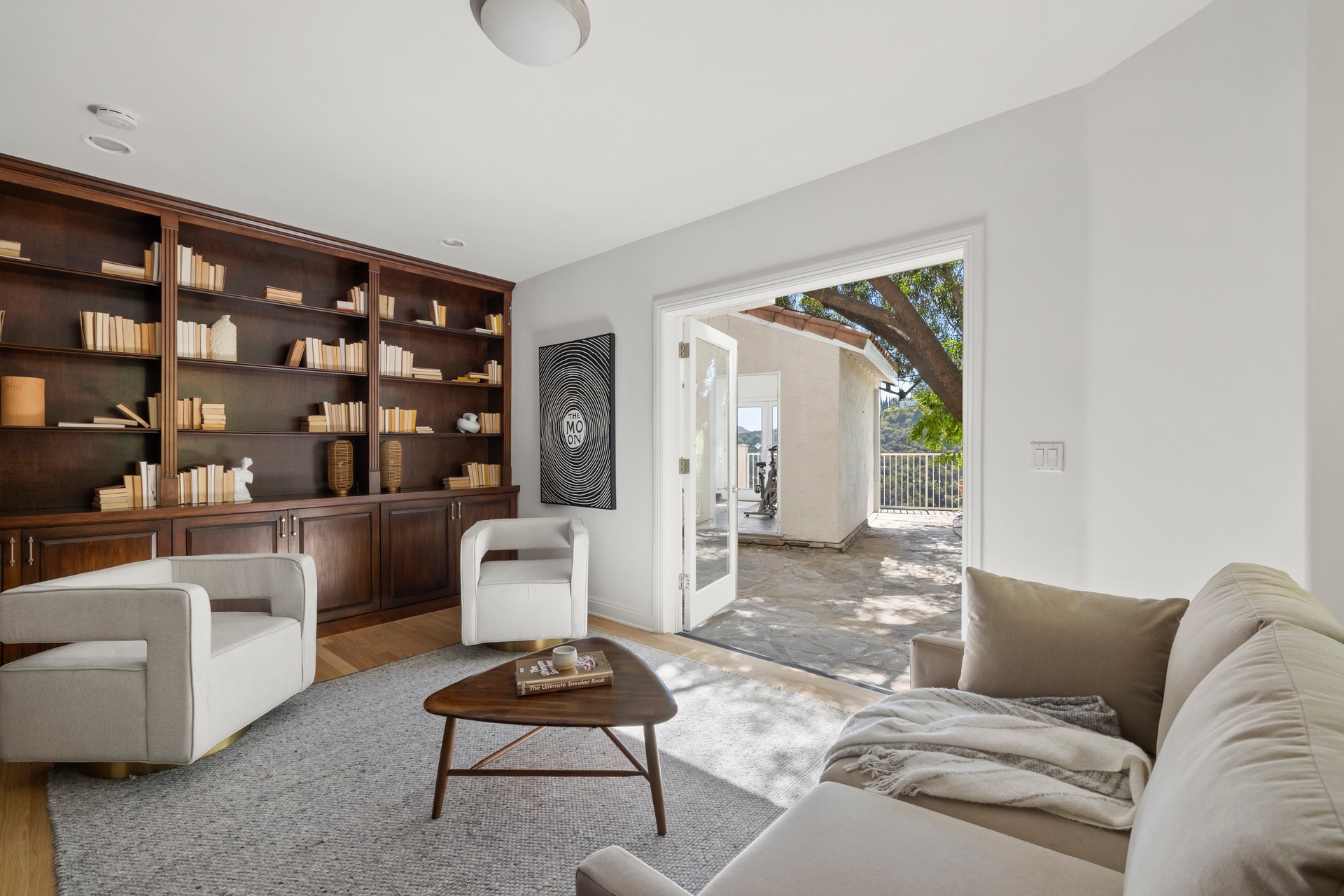  1939 Stradella Road - 物件實景