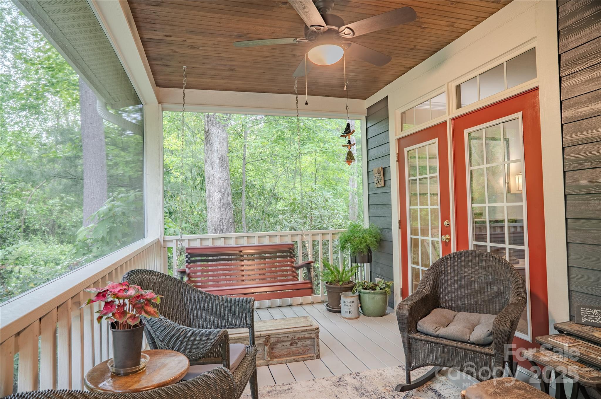 Flat Rock, North Carolina, 28731, United States, 4 Bedrooms Bedrooms, ,3 BathroomsBathrooms,Residential,For Sale,1804521