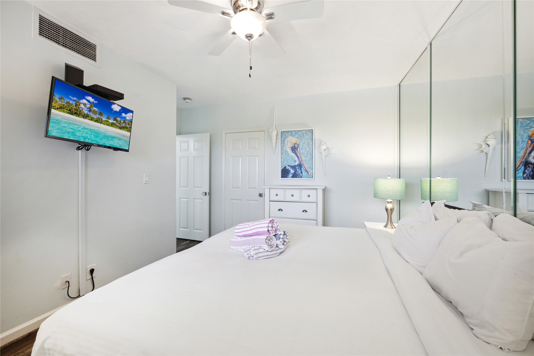  1401 E Beach Drive #509 - 物件實景