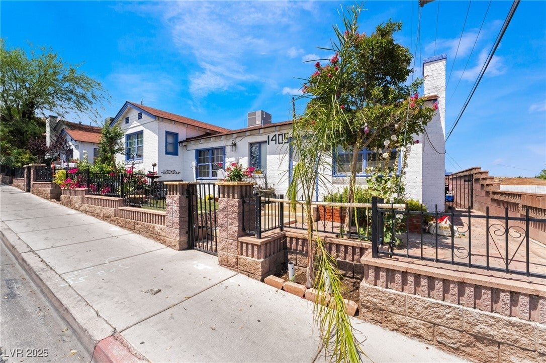 Las Vegas, Nevada, 89101, United States, ,Residential,For Sale,1870177
