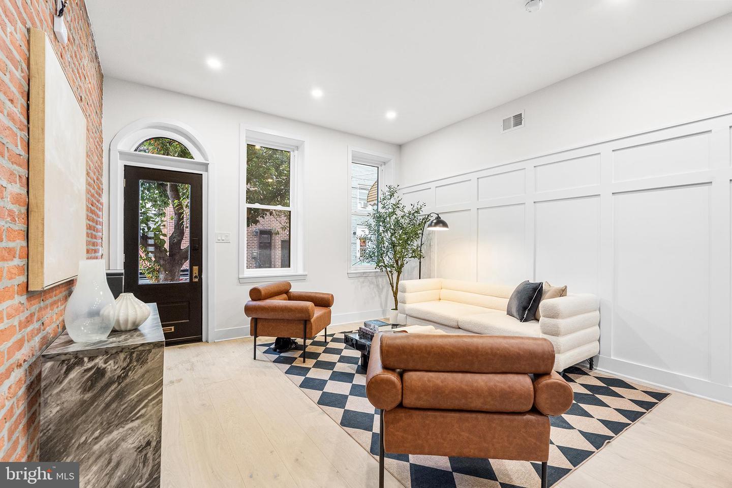 Philadelphia, Pennsylvania, 19125, United States, 3 Bedrooms Bedrooms, ,3 BathroomsBathrooms,Residential,For Sale,1954864