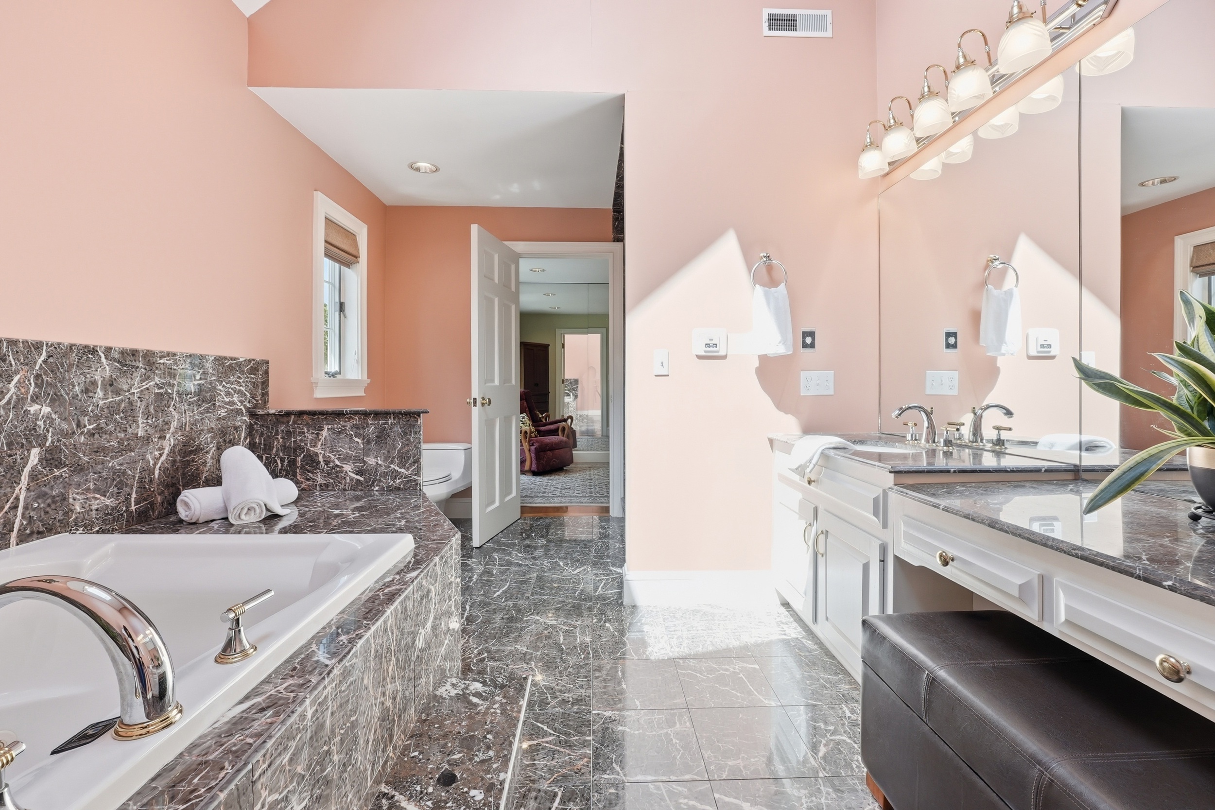  17 Jacob Amsden Road, Westborough, MA 01581 - 物件實景