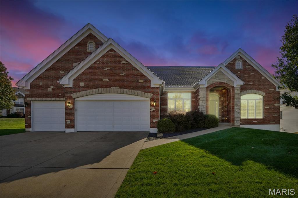 Ellisville, Missouri, 63021, United States, 3 Bedrooms Bedrooms, ,3 BathroomsBathrooms,Residential,For Sale,1988927