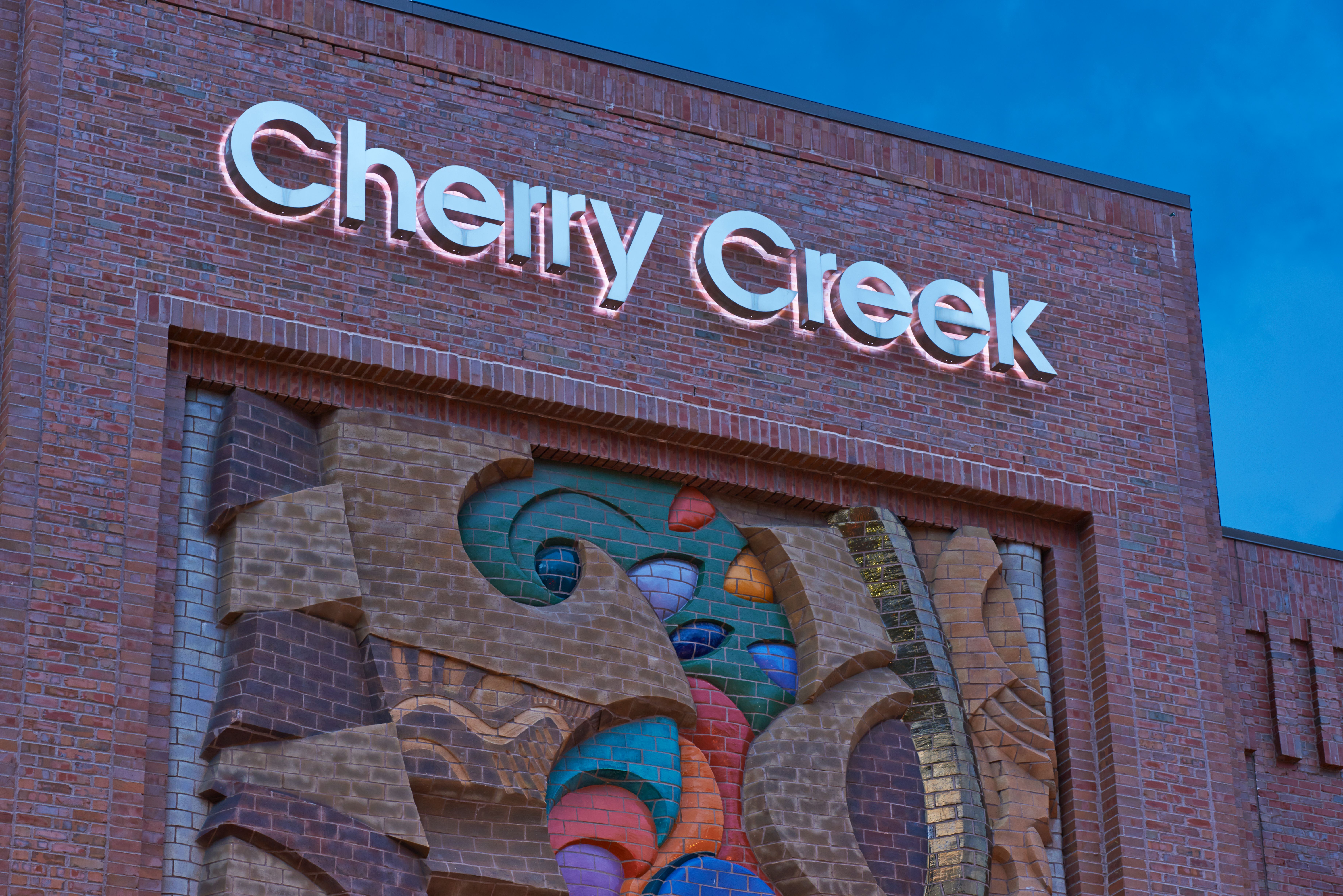  Beautifully Remodeled 3-Bed, 4-Bath Townhome in the heart of Cherry Creek - 物件實景