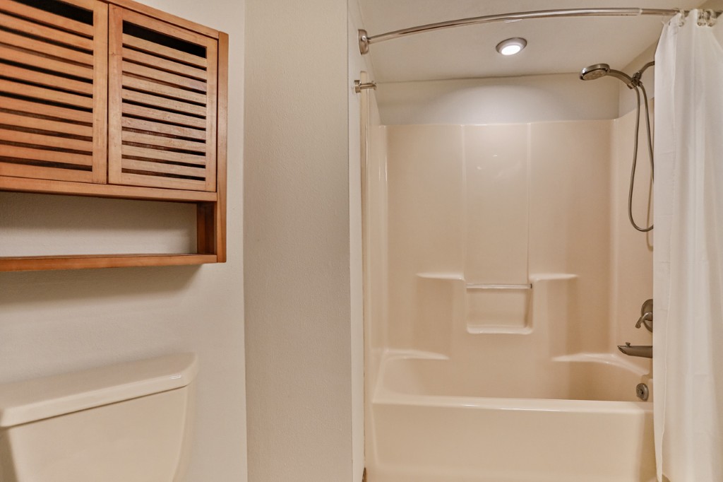 Wausau, Wisconsin, 54401, United States, 3 Bedrooms Bedrooms, ,3 BathroomsBathrooms,Residential,For Sale,1997344