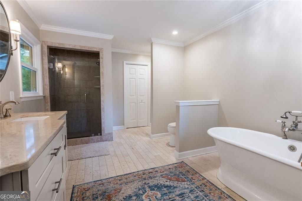 Marietta, Georgia, 30064, United States, 5 Bedrooms Bedrooms, ,4 BathroomsBathrooms,Residential,For Sale,2041117