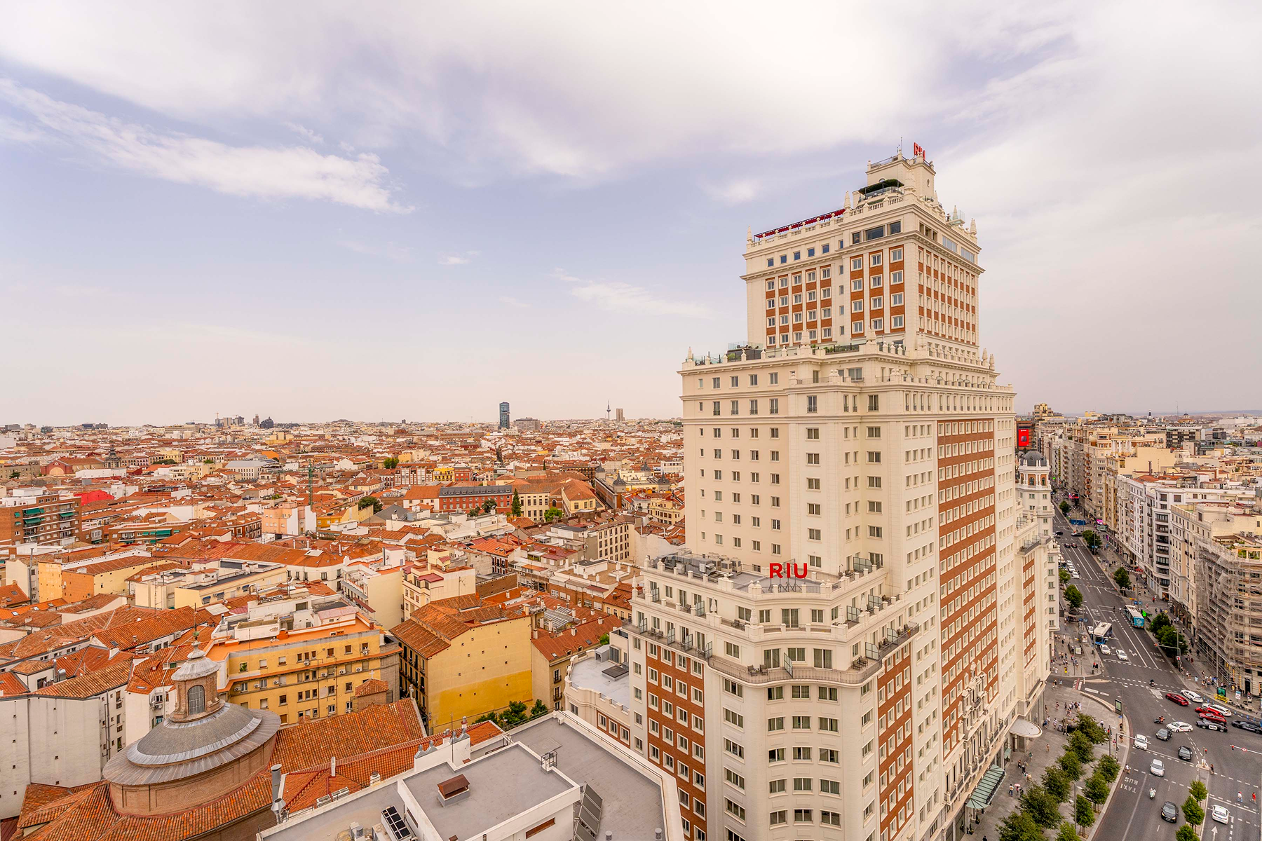  Exclusive Urban Refuge with Private Terrace in the Iconic Torre de Madrid - 物件實景