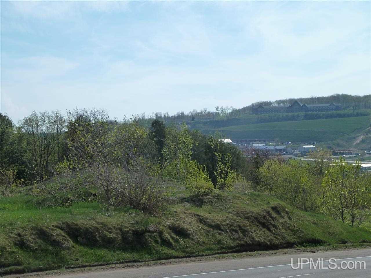 Houghton, Michigan, 49931, United States, ,Residential,For Sale,1923073