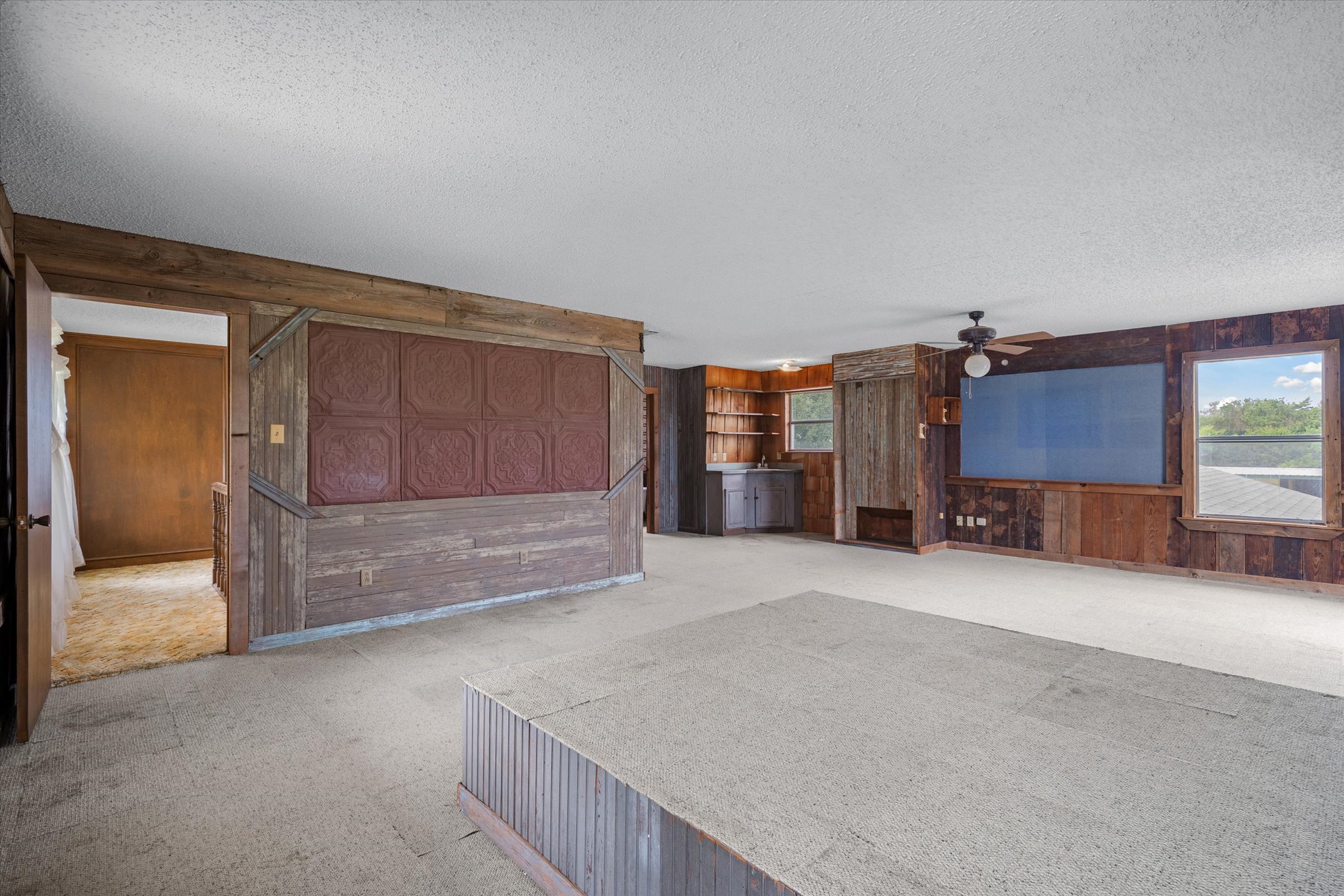 Wills Point, Texas, 75169, United States, 4 Bedrooms Bedrooms, ,3 BathroomsBathrooms,Residential,For Sale,1979230