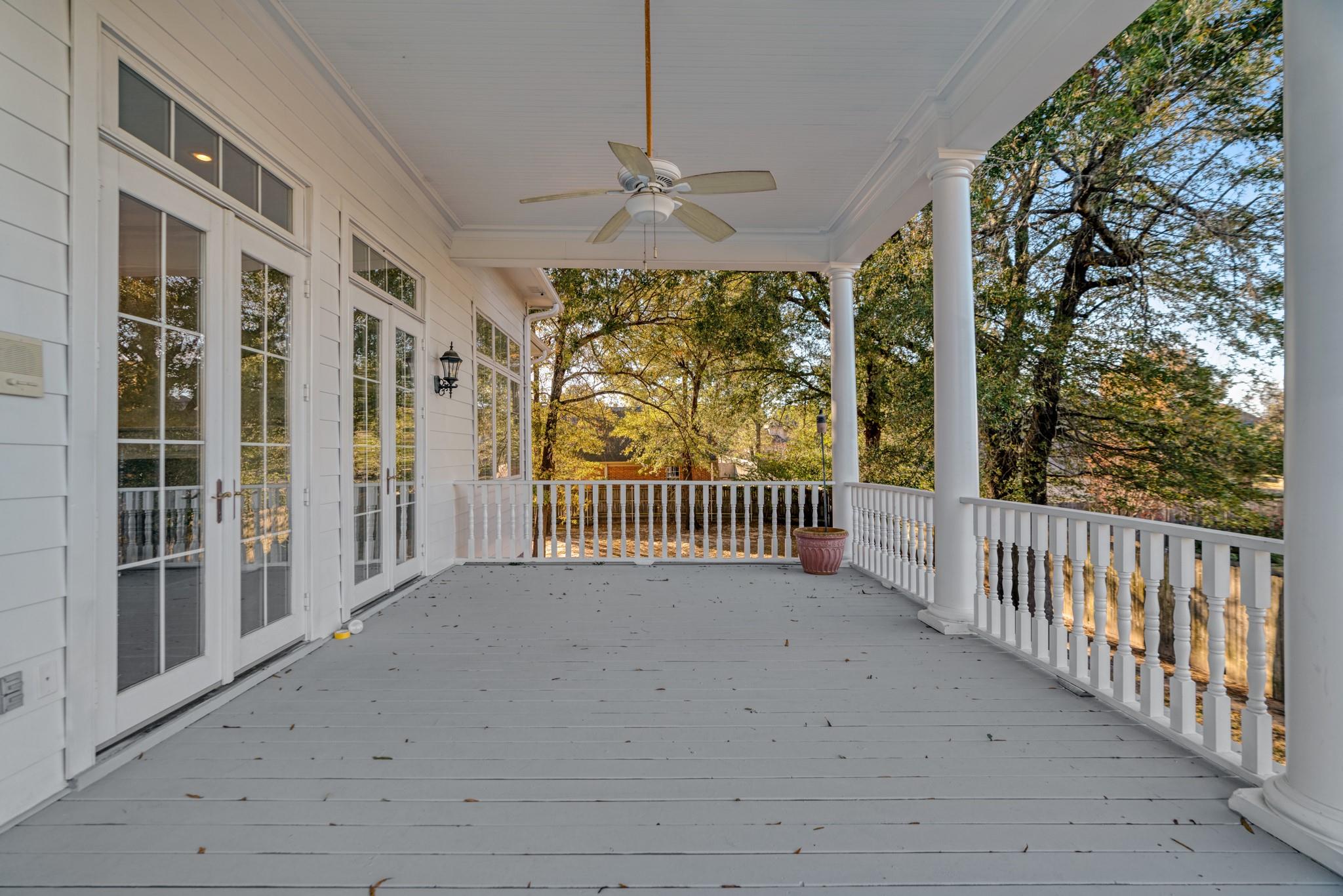 Paris, Texas, 75462, United States, 5 Bedrooms Bedrooms, ,5 BathroomsBathrooms,Residential,For Sale,1990827