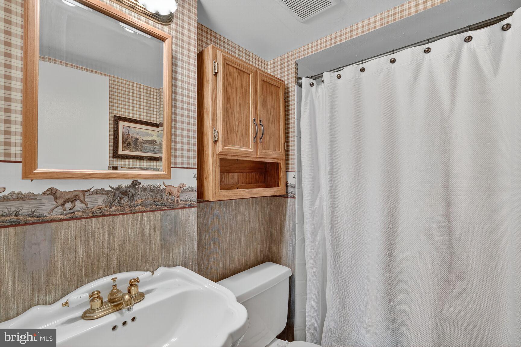 Sykesville, Maryland, 21784, United States, 5 Bedrooms Bedrooms, ,3 BathroomsBathrooms,Residential,For Sale,1930951