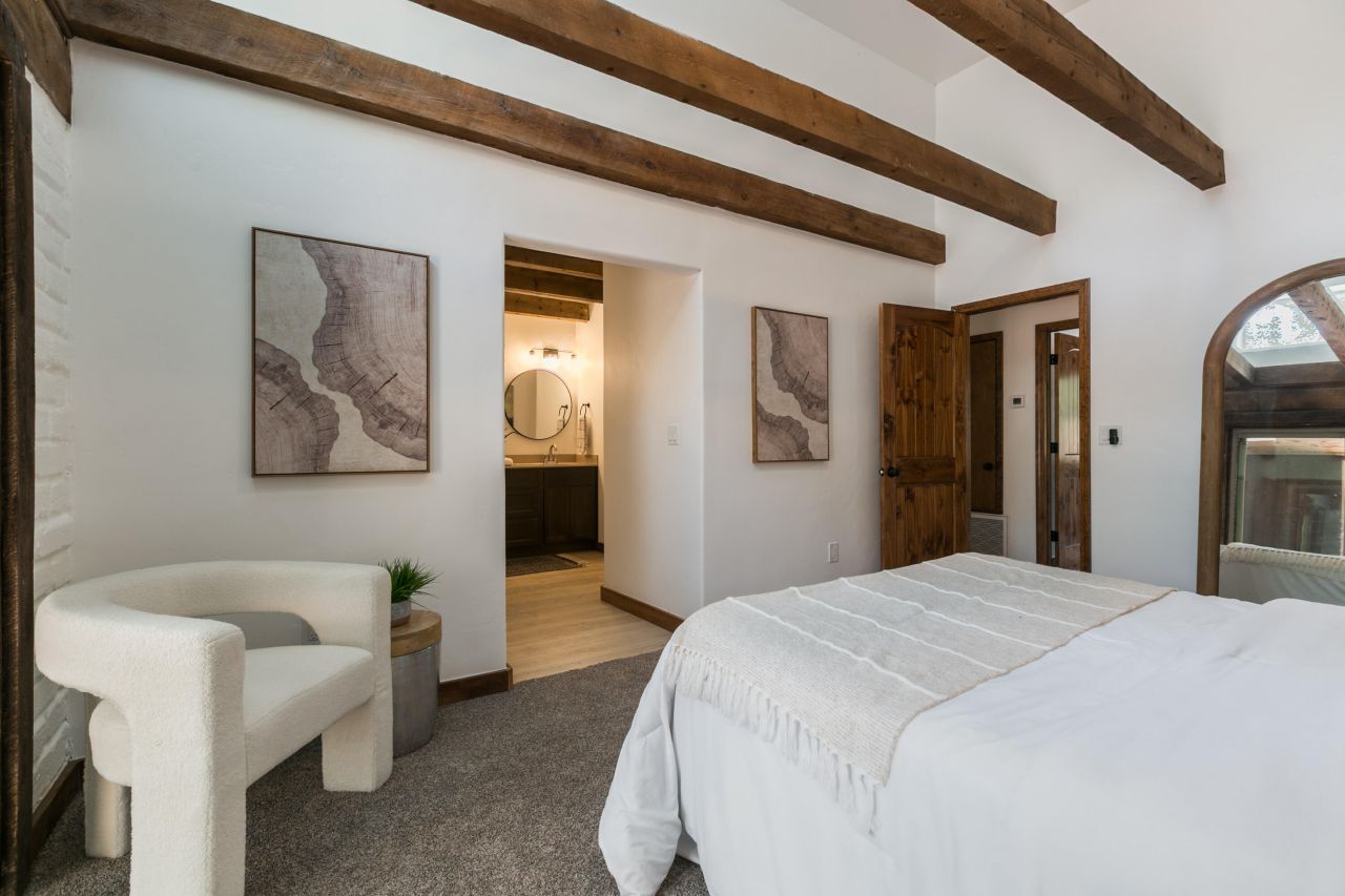 Albuquerque, New Mexico, 87114, United States, 3 Bedrooms Bedrooms, ,3 BathroomsBathrooms,Residential,For Sale,1897507