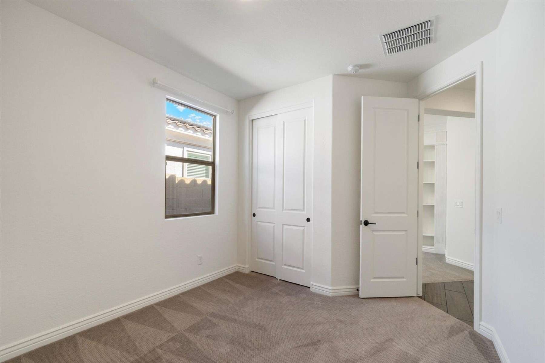  5622 S 28th Street¦Phoenix, AZ - 物件實景