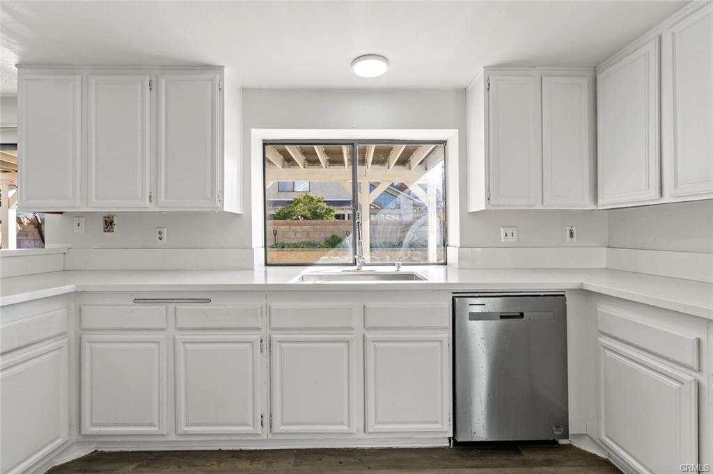 Lancaster, California, 93536, United States, 4 Bedrooms Bedrooms, ,3 BathroomsBathrooms,Residential,For Sale,2006285