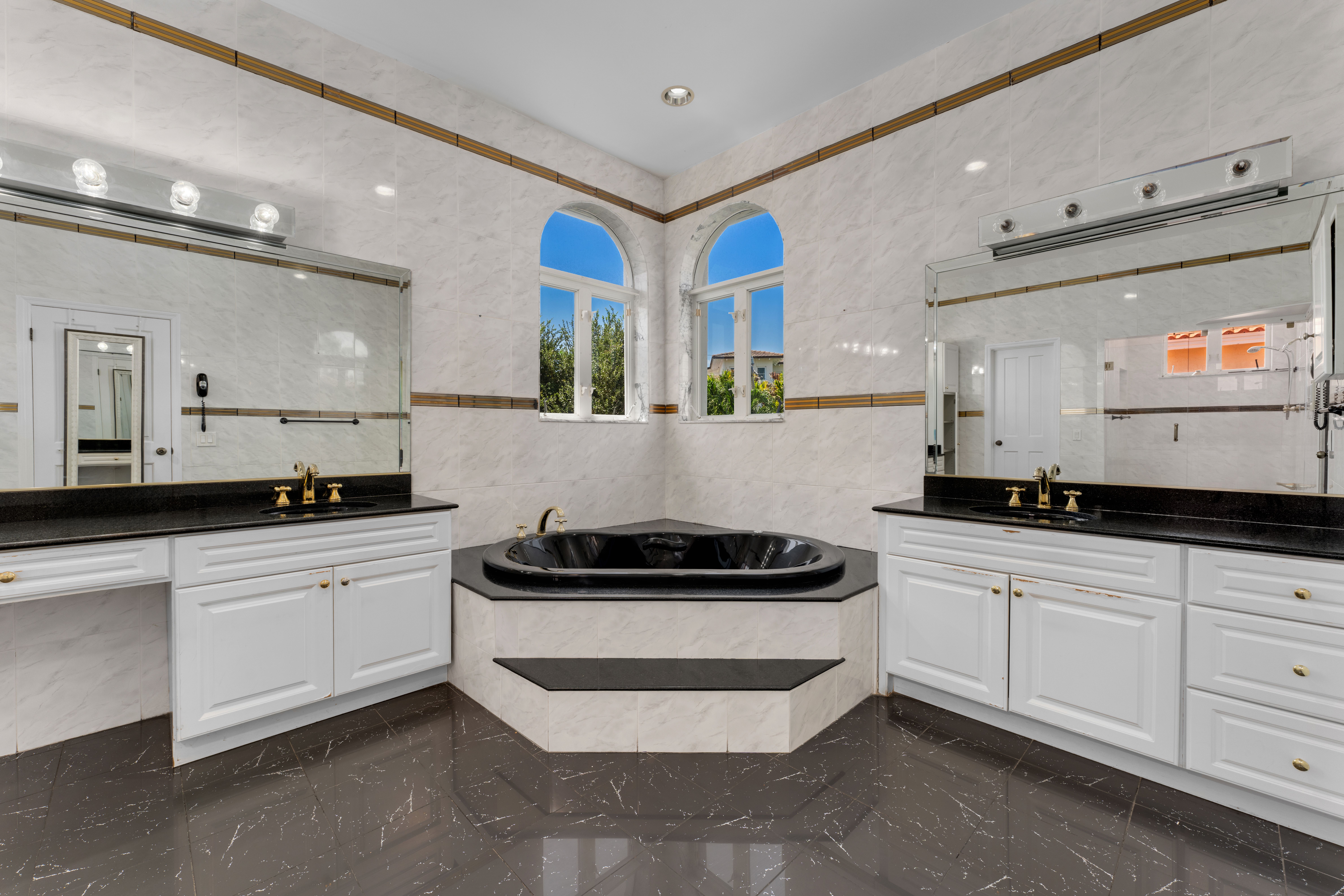  501 Bay Lane, Key Biscayne, FL, 33149 - 物件實景
