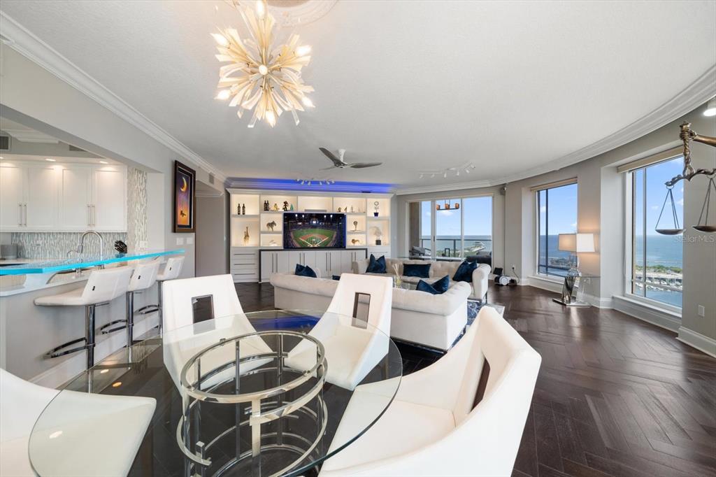 100 Beach Drive NE Unit 1900, St Petersburg, Florida, 33701, United States, 4 Bedrooms Bedrooms, ,6 BathroomsBathrooms,Residential,For Sale,100 Beach Drive NE Unit 1900,1618672