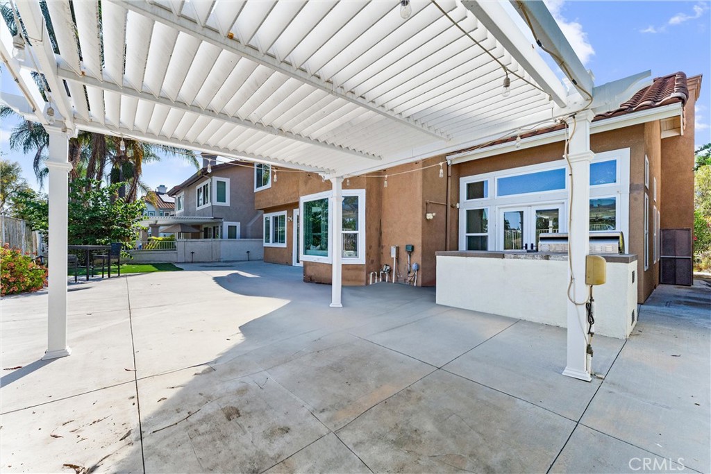 Laguna Hills, California, 92653, United States, 4 Bedrooms Bedrooms, ,3 BathroomsBathrooms,Residential,For Sale,1987832