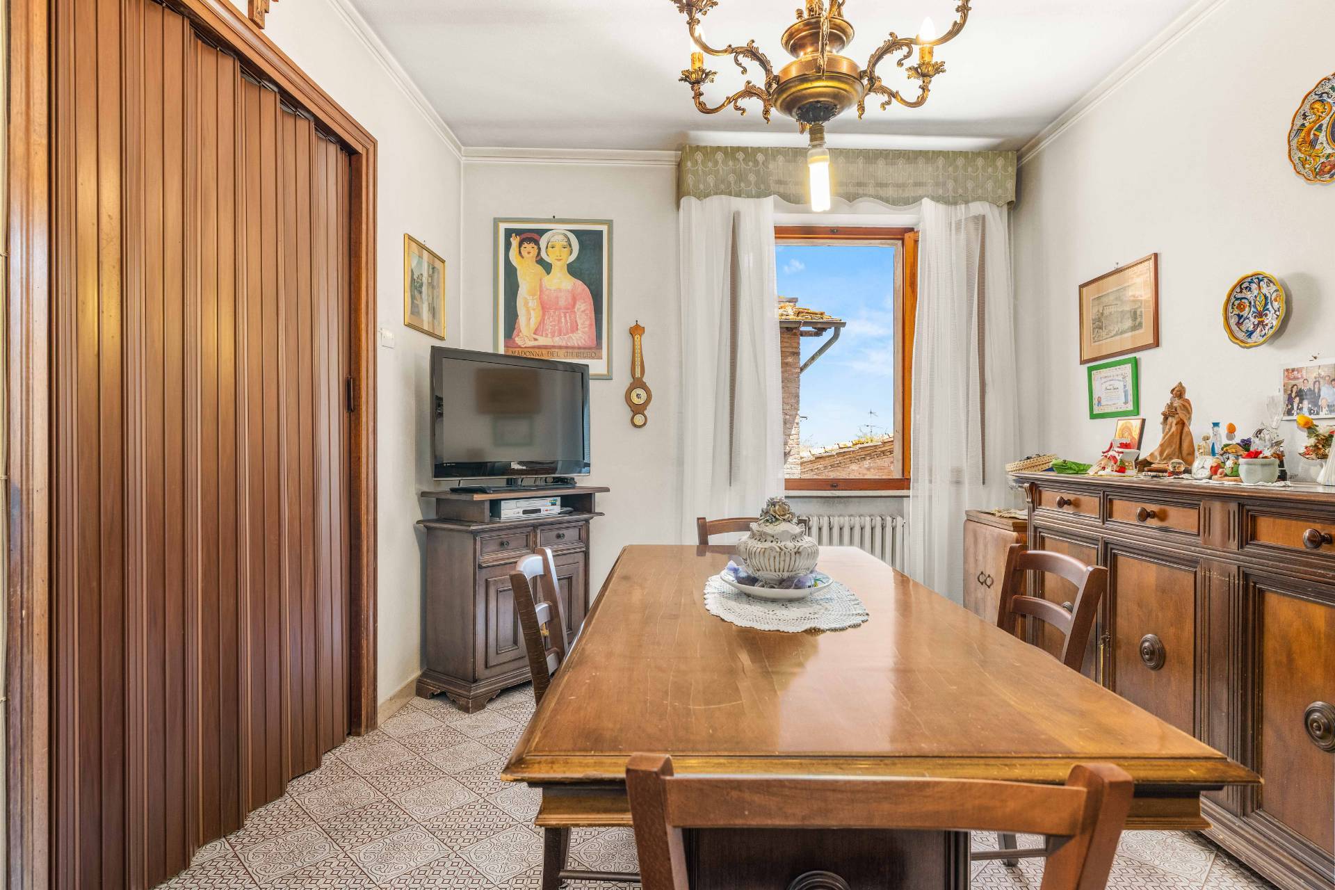 San Gimignano, Siena, 53037, IT, 3 Bedrooms Bedrooms, ,2 BathroomsBathrooms,Residential,For Sale,1877111